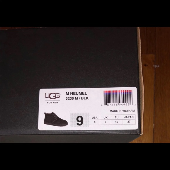 UGG Neumel *sold* - Picture 3 of 3